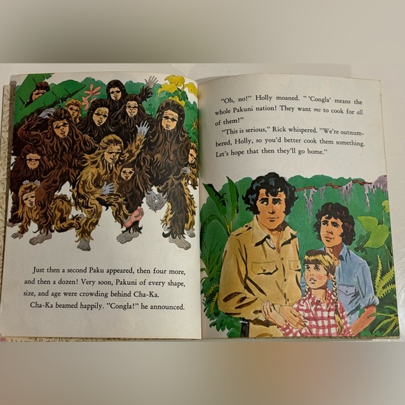 Vintage 1975 Little Golden Book Krofft’s Land of the Lost: The Surprise Guests - Picture 6 of 16